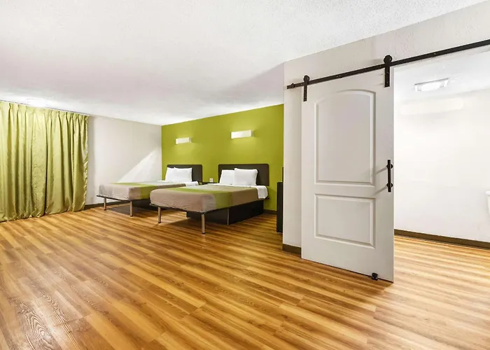 Motel: Motel 6 Indianapolis In